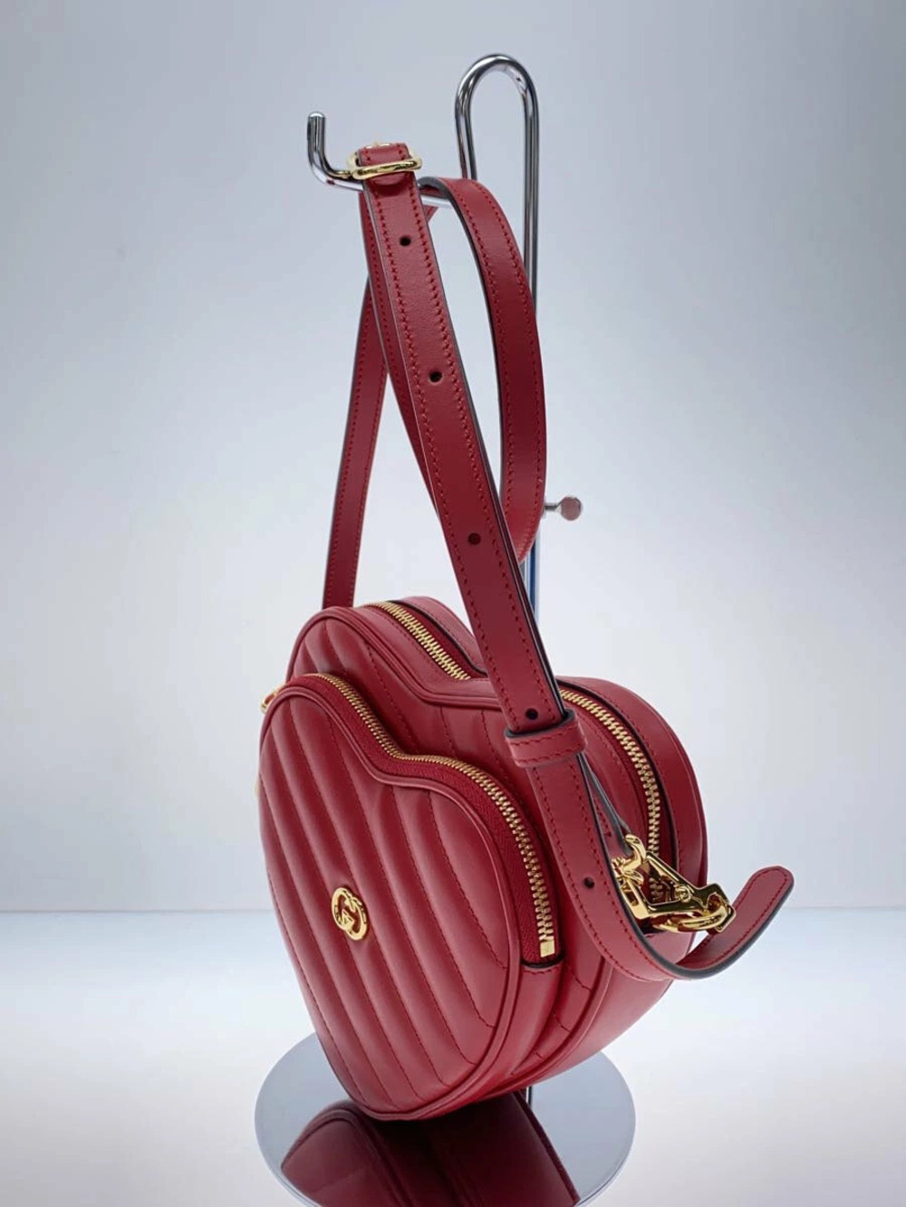 Gucci Interlocking G Heart shoulder bag quilted Leather RED - Picture 2 of 6